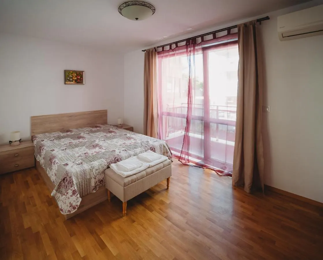 Andreya'S Sea Apartment-Beach, Sea Garden ,Old Town, Free Parking, Free Evcharging Station Varna 0*,  Bulgaria